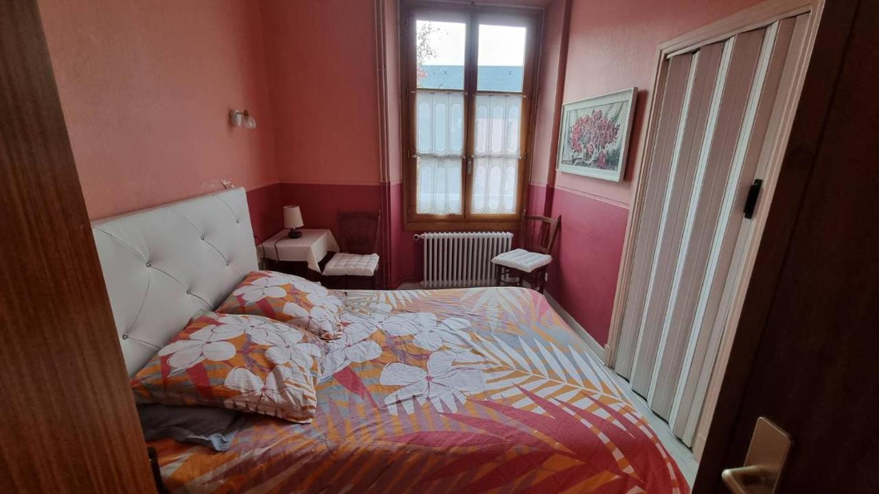T2 Avec Terrasse Vue Hautacam Dans Villa Historique "Victoria" Argelès-Gazost Esterno foto